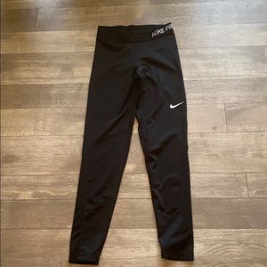 Nike Pro leggings